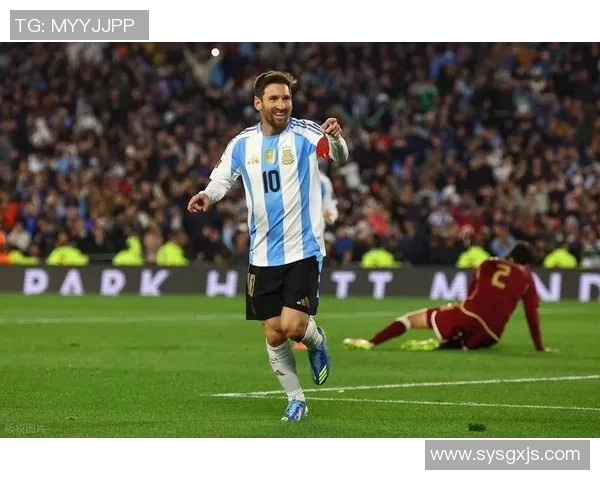 梅西：足球场上的传奇偶像与年轻一代的梦想引路人