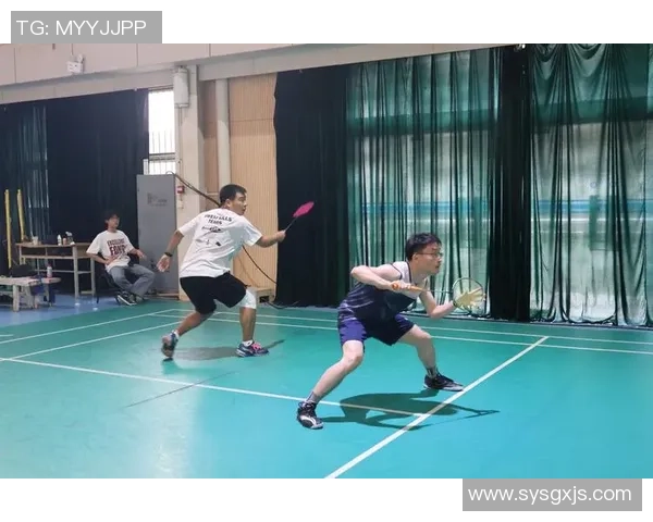 西安羽毛球队灵活性分析与提升策略探讨