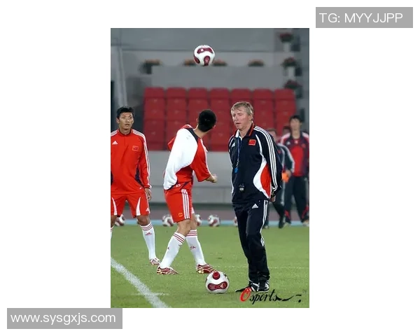 男士足球明星手包时尚潮流解析与搭配技巧分享